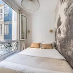 Charming Flat, Center Of Paris